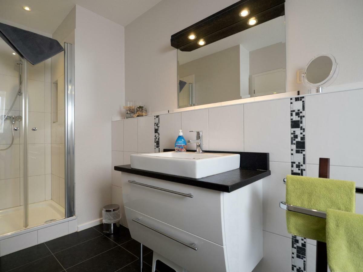 Strandstrasse 10, Apartment Busum